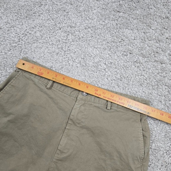 Flint and Tinder Shorts Mens 34 (Fits 32x6.5) Beige Chino Flat Front Office - Picture 8 of 13